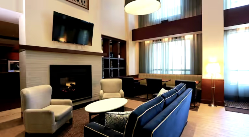 Hampton by Hilton Laval amenities